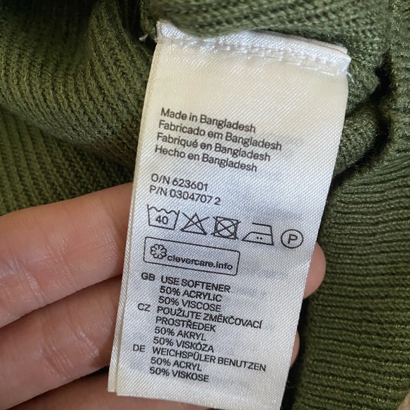 H&M Ribbed Cropped Sweater - Picture 4 of 4